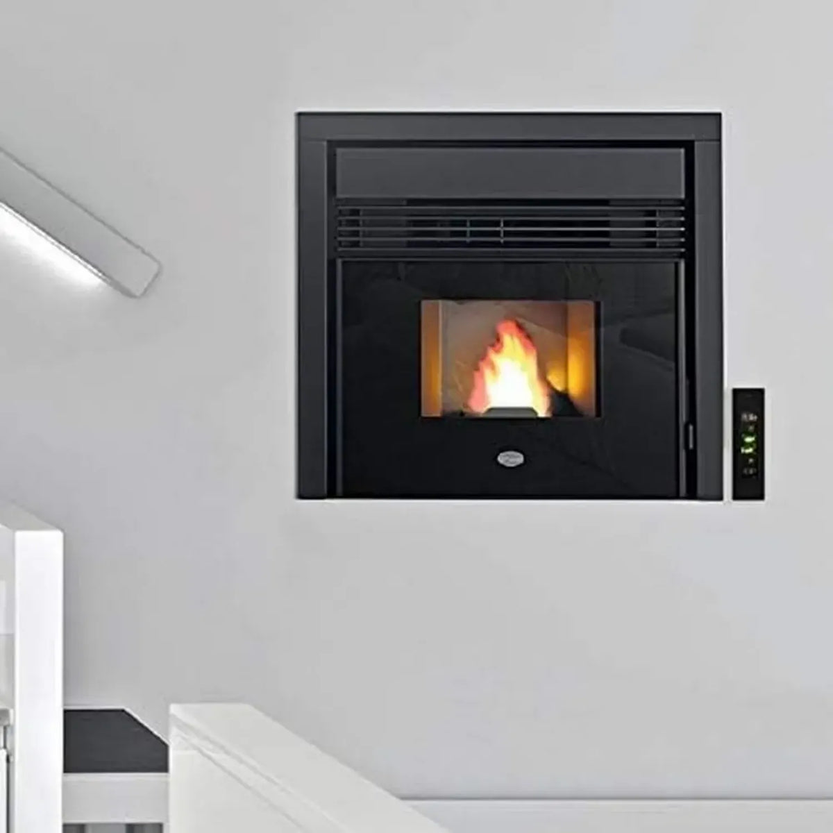 Stufa a Pellet da Incasso EVA CALOR Cerino Nera 7,3 kW